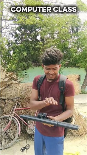 ‪@Funny_Comedy_498‬ # mam computer nahi sikha Rahi ha #comedy
