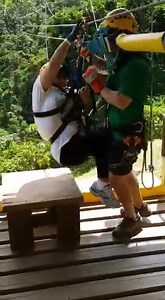 18K views · 255 reactions | Mayita se tira por la tirolina durante reunión con alcaldesas 20 OCT 2019- Mientras la alcaldesa de Ponce Mayita Meléndez se encontraba en Orocovis en la reunión de las alcaldesas de Puerto Rico para fomentar el turismo, al parecer se fue un ratito a distraerse y se tiró por la tirolina del Adventure Park. | NOTICIAS DE PONCE | Facebook