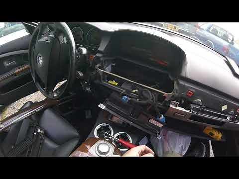 How to remove a CAS module from a 2003+ 7 Series BMW