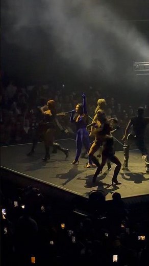 Sorry Not Sorry by Demi Lovato live in LA