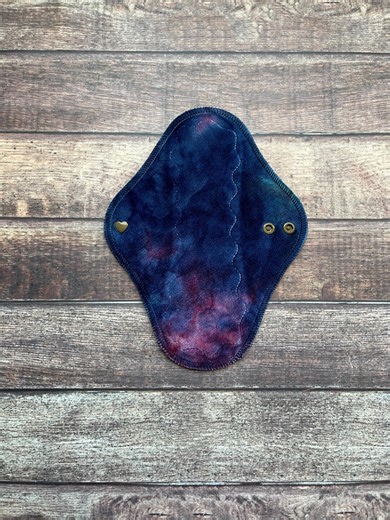 9" Moderate Reusable Cloth Menstrual Pad | Organic Bamboo Velour, Hand Dyed - Etsy
