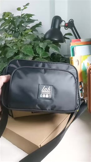 Video của XƯỞNG MAY LAB (@xuongmay.lab) với bản nhạc nhạc nền - XƯỞNG MAY LAB