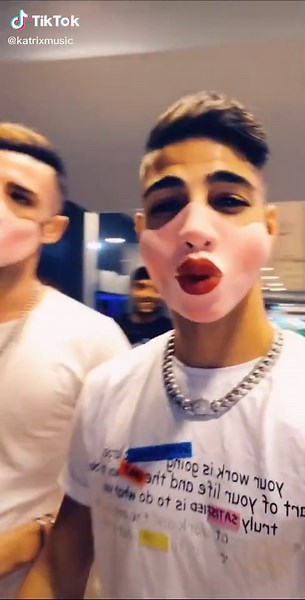 1,000 תגובות ואני חוזר לעשות ולוגים 🔥 #papichallenge #foryou #foryoupage #funny