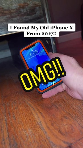 Discovering My Old iPhone X From 2017