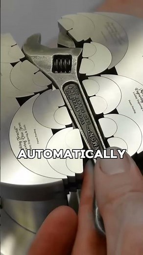 The Easiest Way to Clamp Objects!! Fractal Vise