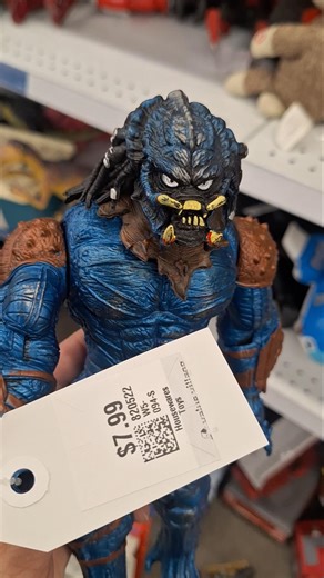 Predator toy collectible item #goldhunter137