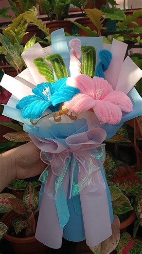 🩵🩷 Hibiscus Fuzzy Wire Flower Boquet #crafting #handmade #fuzzywireflowers