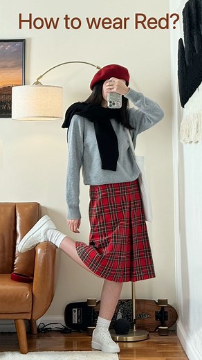 43K views · 772 reactions | Guide to RED color combinations. Which is your favorite #ootd #fashionhack #styleinspo #stylinghacks #reeltutorial #tutorialreels #howtowear #howtowearit #sweaterseason #miniskirt #thisorthat | 90后懒人穿搭 | Facebook