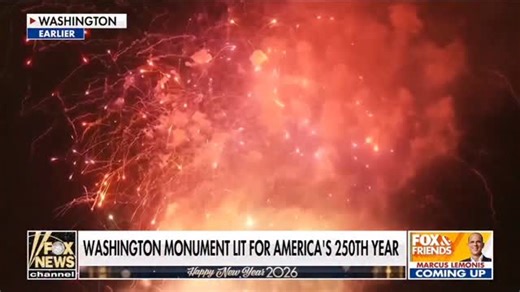 HAPPY NEW YEAR! The United States kicked off its 250th birthday year with patriotic celebrations across the country! Watch how the Washington Monument brought “America’s Story” to life 🇺🇸 | Fox & Friends
