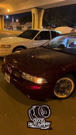 Buick Roadmaster Wagon Showcase with Swangas