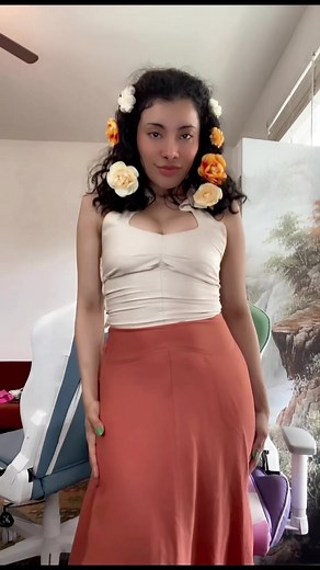 #vintagedress #flowercrown #vintagefashion #oldfashioned #pretty #cute