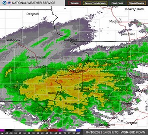 Radar Update [10:00 AM]  ️Moderate to heavy rain continues to move north across the area. Wind gusting around 30-40 MPH right now along and south of Hwy 34 will also lead to visibility reductions and driving difficulties. #iawx #ilwx #mowx | US National Weather Service Quad Cities Iowa/Illinois | Facebook