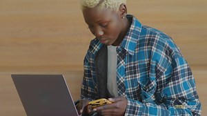 Can You Make A Row Sticky In Google Sheets