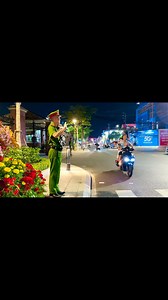 🌼Mùa xuân của những người chiến sĩ . Đang tác nghiệp gặp các búp măng non chào các chú thật vui vẻ !!❤️❤️❤️❤️ #bentre #tet #cand #reels | VO Tan