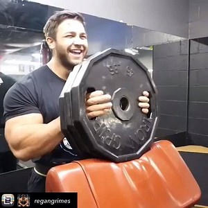 Repost from REGAN GRIMES IFBB PRO using @RepostRegramApp - THE #GRIMEYCURL™️ 👉🏼 I’m using 3x45Lb Plates Drop set going to failure with each weight but you can also do this using 35’s, 25’s or 10’s 🙌🏻 ReganGrimesFitness.com (Link in Bio) REGAN GRIMES IFBB PRO | Official Muscular Development Magazine