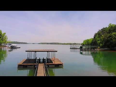 Home For Sale on Lake Hartwell - Waterfront with DEEP WATER