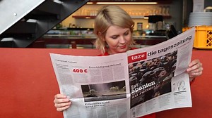 Seit heute erscheint unsere Zeitung mit neuem Layout! Kostenloser Download der heutigen Ausgabe: www.taz.de/aktuell | taz