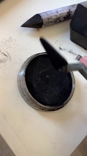 #drawingchallenge #drawing #drawingsketch #drawingtutorial #drawingpeople #facedrawing #charcoal | Mad Charcoal