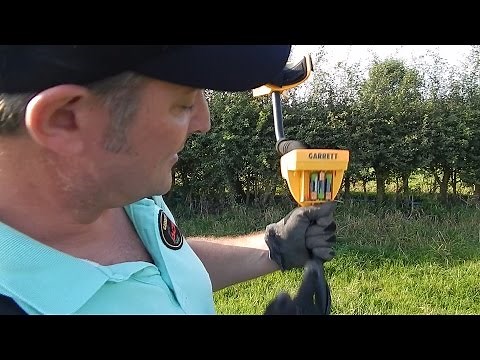 Garrett Ace 250 Metal Detector Tips! / Battery Holder