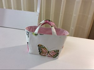 Madalena Sewing Tutorial - Sewing a Small Tote Bag