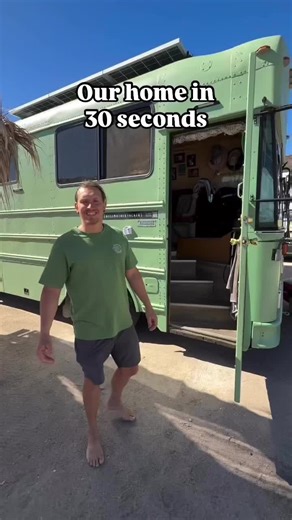 Nuestra Aventura Familiar en un Autobús Escolar