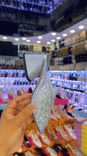 Eng❤️zo’ri bizda potpiska bo’lib qo’ying kuzatib borasiz #koroleva #shoes #moda #youtube #trending