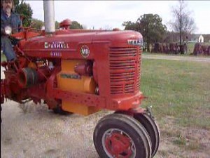 This Farmall MD with Sheppard Conversion arrived here at our facilities with a few problems. It actually did not have a way to filter the engine oil, it had throttle problems and was hard to start. We've made the necessary changes to keep this tractor preserved for future generations. We feel truly honored that you, our loyal customers, entrust your tractors to us. Thanks again for your support and friendship over these last 30 years! | Sharp's Antique Tractor Works, Inc.