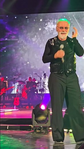 Dino Merlin - ...Jorgovani...