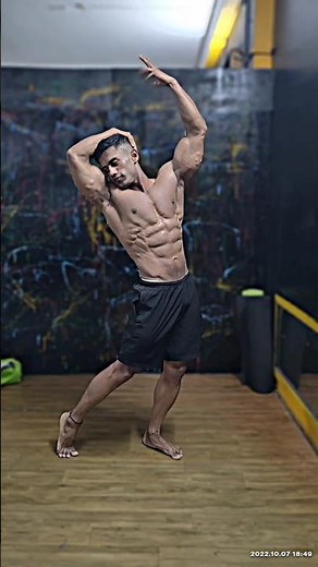 Not just flexing,it’s years of hard work showing up on stage🎯#BodybuildingJourney#motivation#fyp#gym