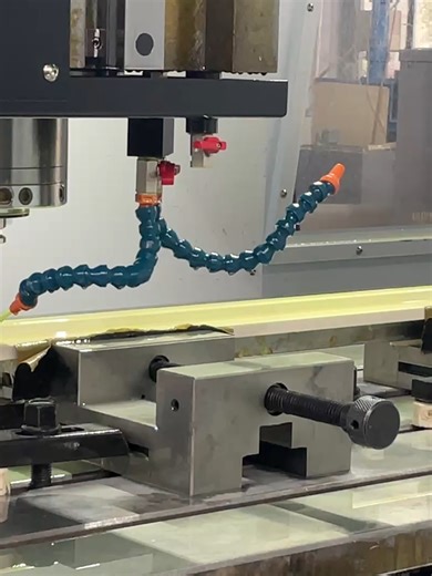 Ceramic Rods & Bars Machining and Grinding #MingruiCeramic 👉 Strictly as per your drawings. #alumina #zirconia #sic #zta #AdvancedCeramic #technicalceramic #ceramics #machining #fyp #grinding #chinafactory #factoryjob #manufacturing