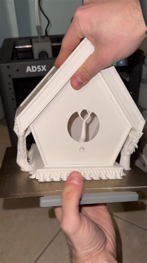 3D printed bird house with wood panels. In the next part we will see how I integrated a smart weather station inside! Printer: @Flashforge 3D AD5X #Flashforge #AD5X #3dprinting #3dprinter Material: PETG Laser: @xtoolofficial P2S