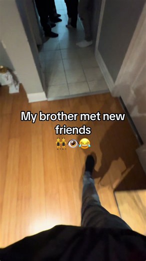 Sho brother did not want to introduce me to his pals 👯 😭👁️🤦🏽 #skit #explorepage✨ #fyp #bryan10k
