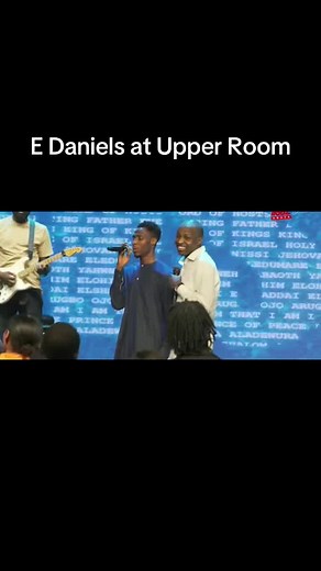 Dunsin Oyekan: Worship Moments at Upper Room