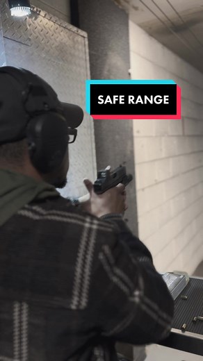 HOLOSUN vs TRIJICON: I used to use an RMR but i switched to this 508 T with a green dot. I use just the dot, not the ring thing. Im a fan. Remeber 1 and press check 🤙🏽 . . . #range #military #m4a1 #glock19 #M17 #sigp320 #tactical #edc #ar15 #miltok #police #airsoft #foryou #fyp