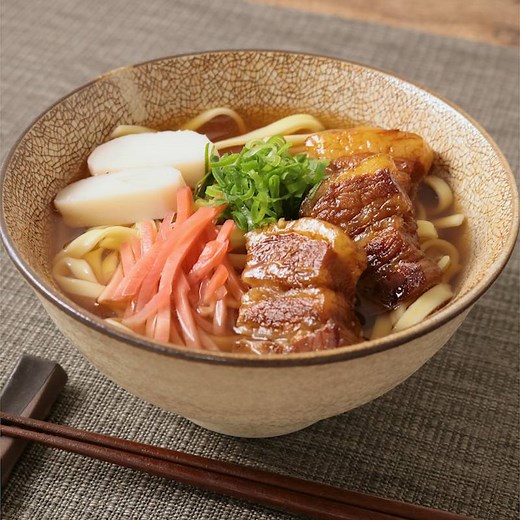 出汁がおいしい 沖縄そば 作り方・レシピ | クラシル