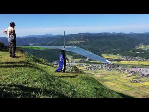 ハンググライダーの離陸