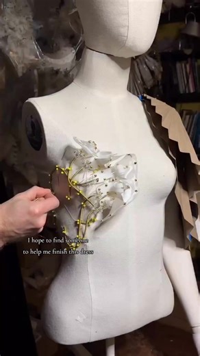 I hope 🤍🙏🏻 #fashion #couture #metgala #fashiondesigner #luxuryfashion