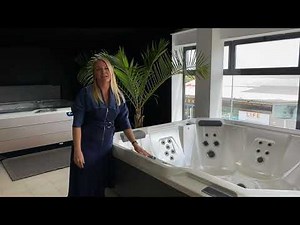 HotSpring Hot Spot Relay - 6 person hot tub