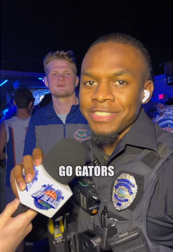 Funny Florida Gators Moment - Watch Until the End!