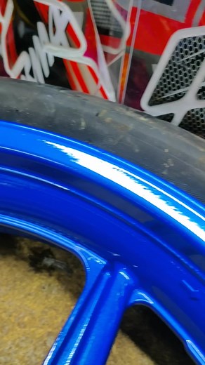 Customizing Apache RTR 4V Bike Rim with Stunning Colors