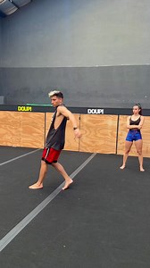 1.7M views · 35K reactions | B-TWIST TUTORIAL  Aprendió un truco de Tricking ☝️朗 #gymnastics #acrobatics #flips | Alex Destreza | Facebook