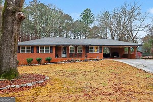 3759 Waldrop Rd, Decatur, GA 30034 - MLS 10704165 - Coldwell Banker