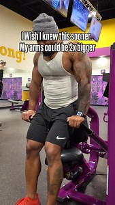 The seated tricep pushdown machine will hit all three heads, but it’s biased more toward the lateral and medial heads. ✔ Great for size and constant tension ✖ Not a complete tricep builder by itself If your goal is full tricep development, pair the seated pushdown with something that puts the arms overhead (DB overhead extensions, cable overheads, etc.) to fully load the long head. #gym #arms #triceps #workout | Tuwan Payton