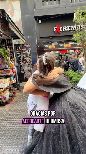 Regalamos un VESTIDO DE XV AÑOS en la calle y esto pasó!😱👀 (parte 2)✨