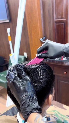 Expert Barbering Techniques for Stylish Haircuts