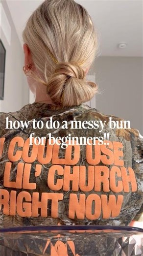 messy bun tutorial for beginners! #tutorial #messybuntutorial #trending #relatable #hairstyle