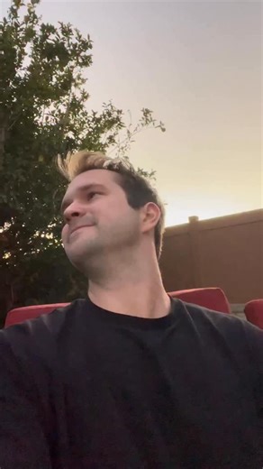 HENRY MARKEN on Instagram: "There is only one KING in collectibles @kengoldin 👑 Check out Season 3 of King of Collectables: The Goldin Touch on Netflix when it drops December 23rd! @GoldinCo #ad #kingofcollectibles #goldin"