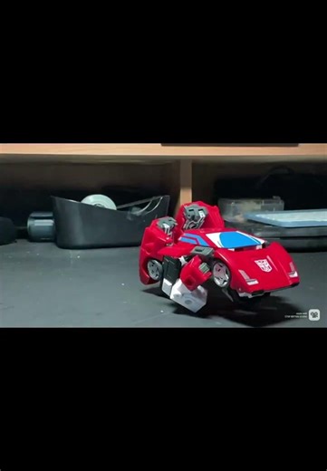 Sideswipe stopmotion walk transformation test #animationstyle #fypシ #sideswipe #stopmotion