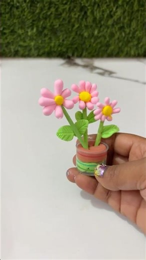 Making a 3-Flower Vase Using Clay 🌸🌼🌺 | Cute Clay Art #clay #craft #flowercraft
