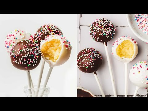 Cakes pops maison sans moule - Recette facile des gâteaux sucettes - Sweetly Cakes
